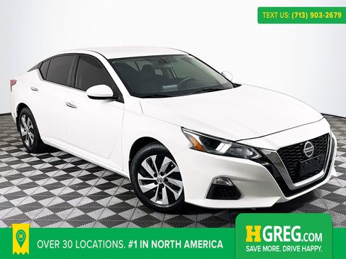Used 2020 Nissan Altima 2.5 S image 1