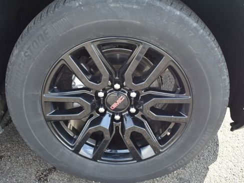 Used 2022 GMC Sierra 1500 Elevation w/ Elevation Premium Package image 50