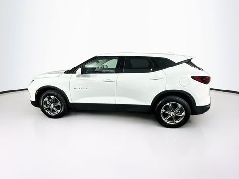 Used 2026 Chevrolet Blazer LT FWD image 4