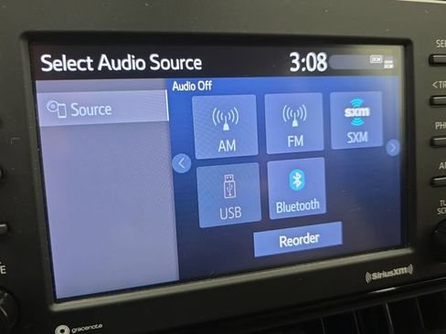 Used 2022 Toyota RAV4 LE AWD/4WD image 21