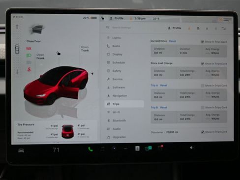 Used 2024 Tesla Model 3 Standard Range image 31