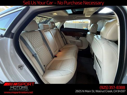 Used 2019 Jaguar XJ L Portfolio RWD image 15