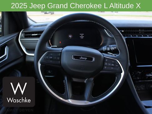 New 2025 Jeep Grand Cherokee L Altitude image 24