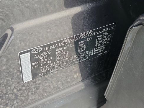 Used 2023 Hyundai Santa Fe SEL image 32