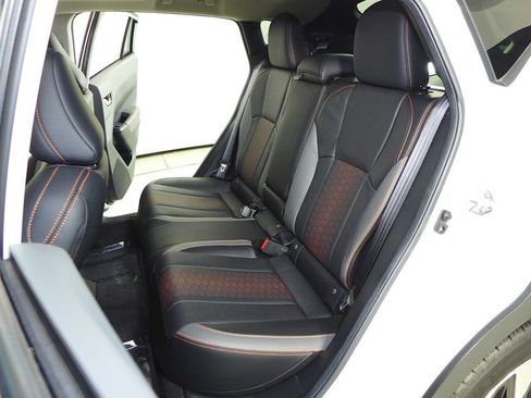 Certified 2025 Subaru Crosstrek 2.5i Limited w/ Crosstrek Mirror Package image 21