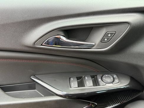 New 2026 Chevrolet Trax RS w/ Sunroof Package FWD image 11