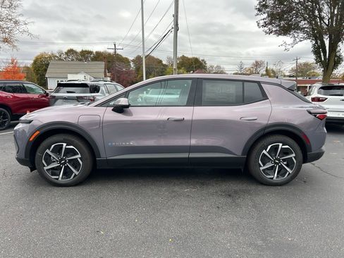 New 2026 Chevrolet Equinox EV LT image 3