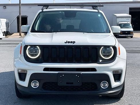 Used 2020 Jeep Renegade Altitude w/ UConnect 8.4 Nav Group FWD image 4