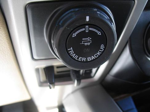 Used 2019 Ford F150 Lariat AWD/4WD image 31