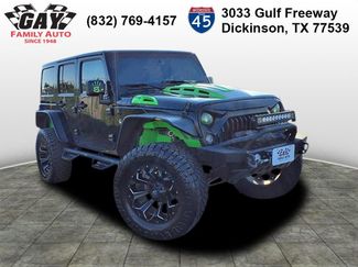 Used 2014 Jeep Wrangler Unlimited Rubicon w/ Connectivity Group image 1