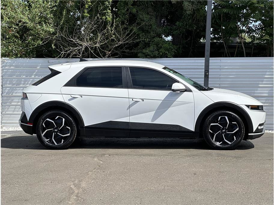 Used 2024 Hyundai Ioniq 5 SEL AWD/4WD image 9