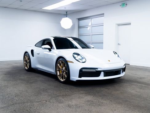 Used 2022 Porsche 911 Turbo S image 29