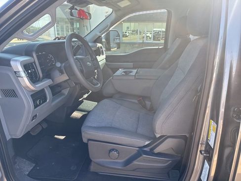 Used 2024 Ford F250 XL w/ STX Appearance Package image 9