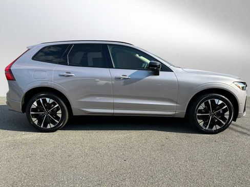 New 2026 Volvo XC60 B5 Plus w/ Climate Package image 2