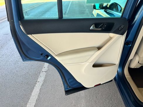 Used 2017 Volkswagen Tiguan Wolfsburg Edition image 18