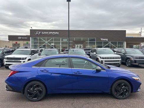 New 2026 Hyundai Elantra SEL Sport image 5