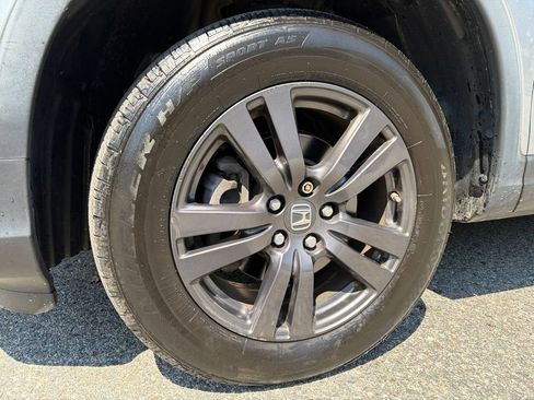 Used 2019 Honda Ridgeline Sport image 12
