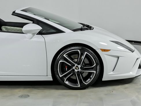 Used 2013 Lamborghini Gallardo LP 560-4 AWD/4WD image 15