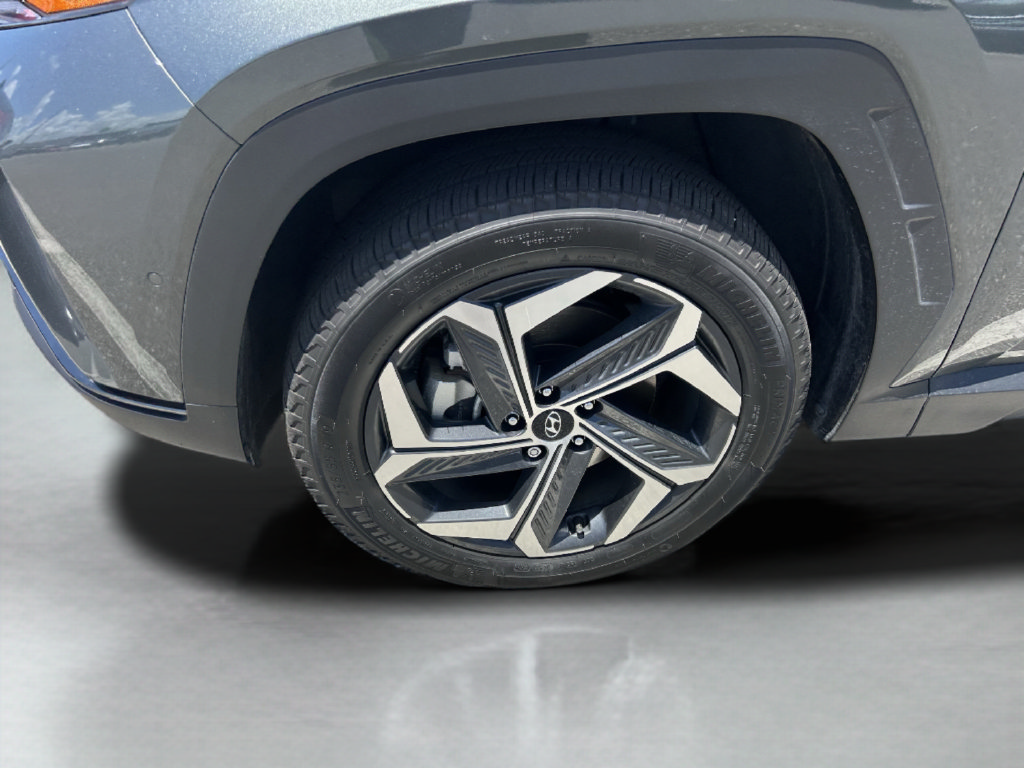 Certified 2024 Hyundai Tucson Limited AWD/4WD image 10