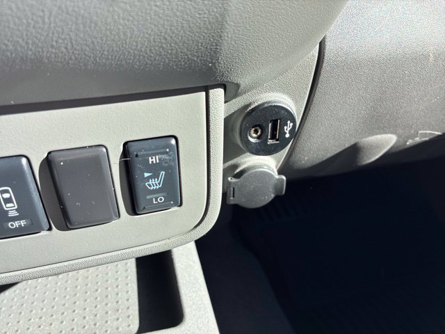 Used 2020 Nissan Frontier SV w/ Midnight Edition Floor Mats AWD/4WD image 36