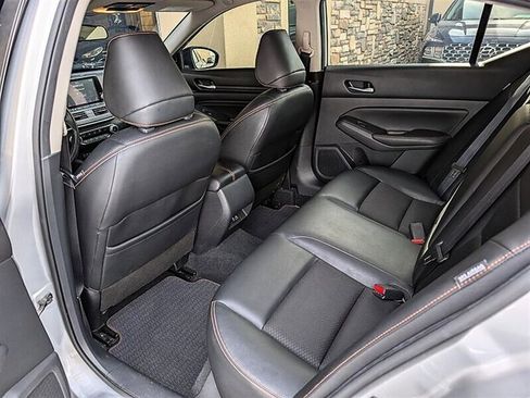 Used 2021 Nissan Altima 2.5 SR w/ SR Premium Package FWD image 26
