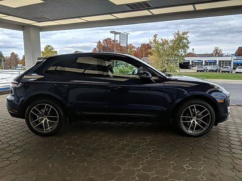 Used 2022 Porsche Macan image 4