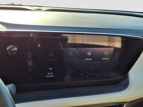 Used 2024 Buick Encore GX Avenir image 24