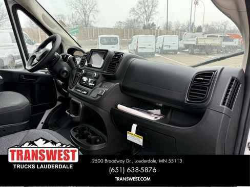 Used 2024 RAM ProMaster 2500 w/ Convenience Group image 4