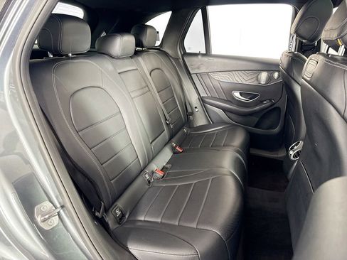 Used 2018 Mercedes-Benz GLC 300 4MATIC w/ Multimedia Package image 34