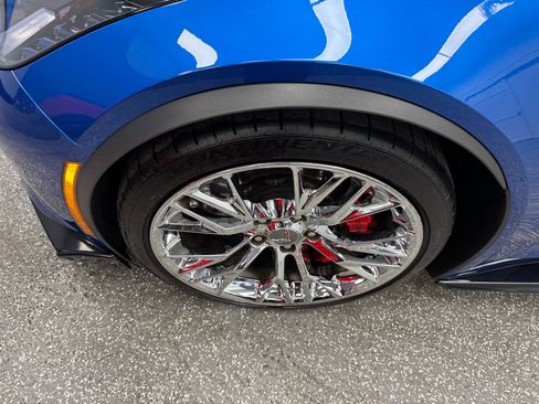 Used 2016 Chevrolet Corvette Z06 w/ 3LZ Preferred Equipment Group image 25