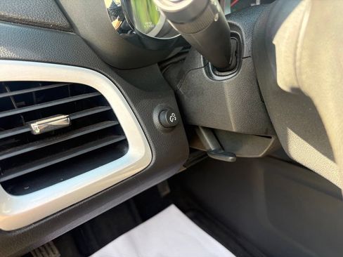 Used 2017 GMC Terrain SLE w/ Chrome Edition FWD image 18