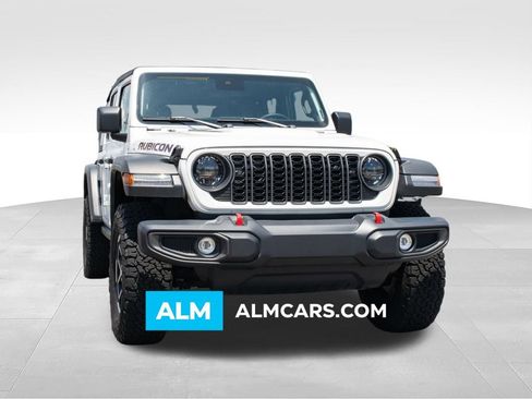 Used 2025 Jeep Wrangler Unlimited Rubicon w/ Convenience Group AWD/4WD image 1