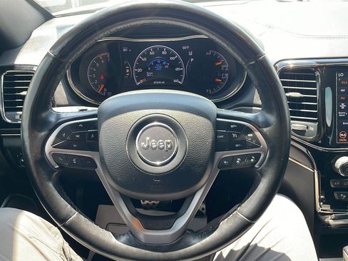 Used 2020 Jeep Grand Cherokee High Altitude AWD/4WD image 15