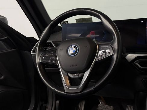 Used 2023 BMW i4 eDrive35 image 14