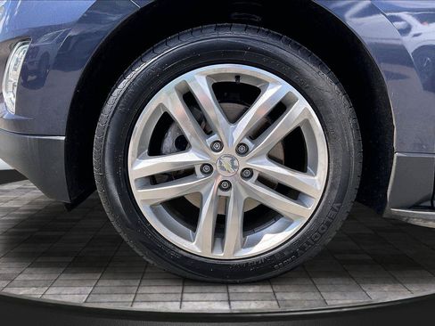 Used 2019 Chevrolet Equinox Premier AWD/4WD image 9