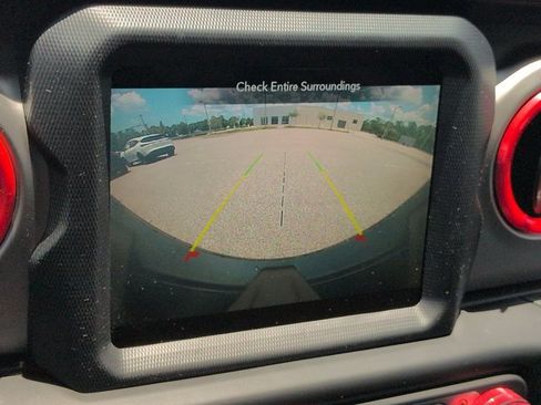 Used 2021 Jeep Wrangler Unlimited Sport AWD/4WD image 20