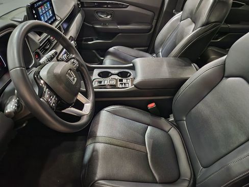 Used 2023 Honda Pilot Touring image 29