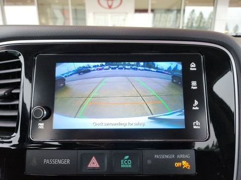 Used 2018 Mitsubishi Outlander image 15