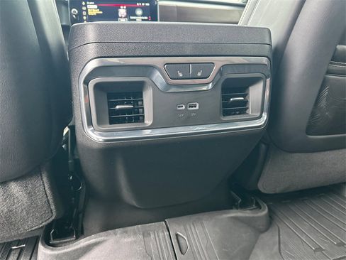 Used 2026 GMC Sierra 2500 Denali Ultimate image 23
