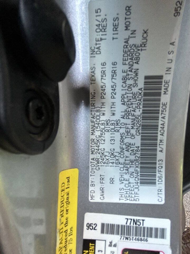Used 2015 Toyota Tacoma PreRunner w/ SR5 Package RWD image 30