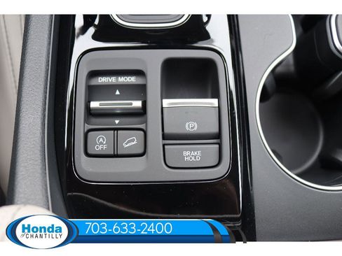 New 2026 Honda Pilot Touring image 21