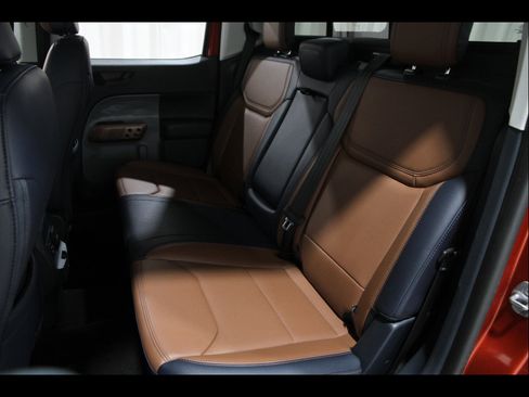 Used 2022 Ford Maverick Lariat w/ Lariat Luxury Package FWD image 19