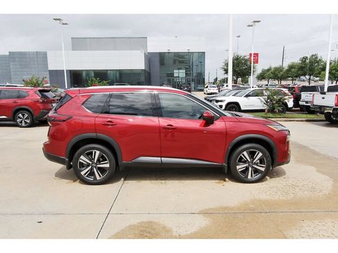 Used 2025 Nissan Rogue SL FWD image 7