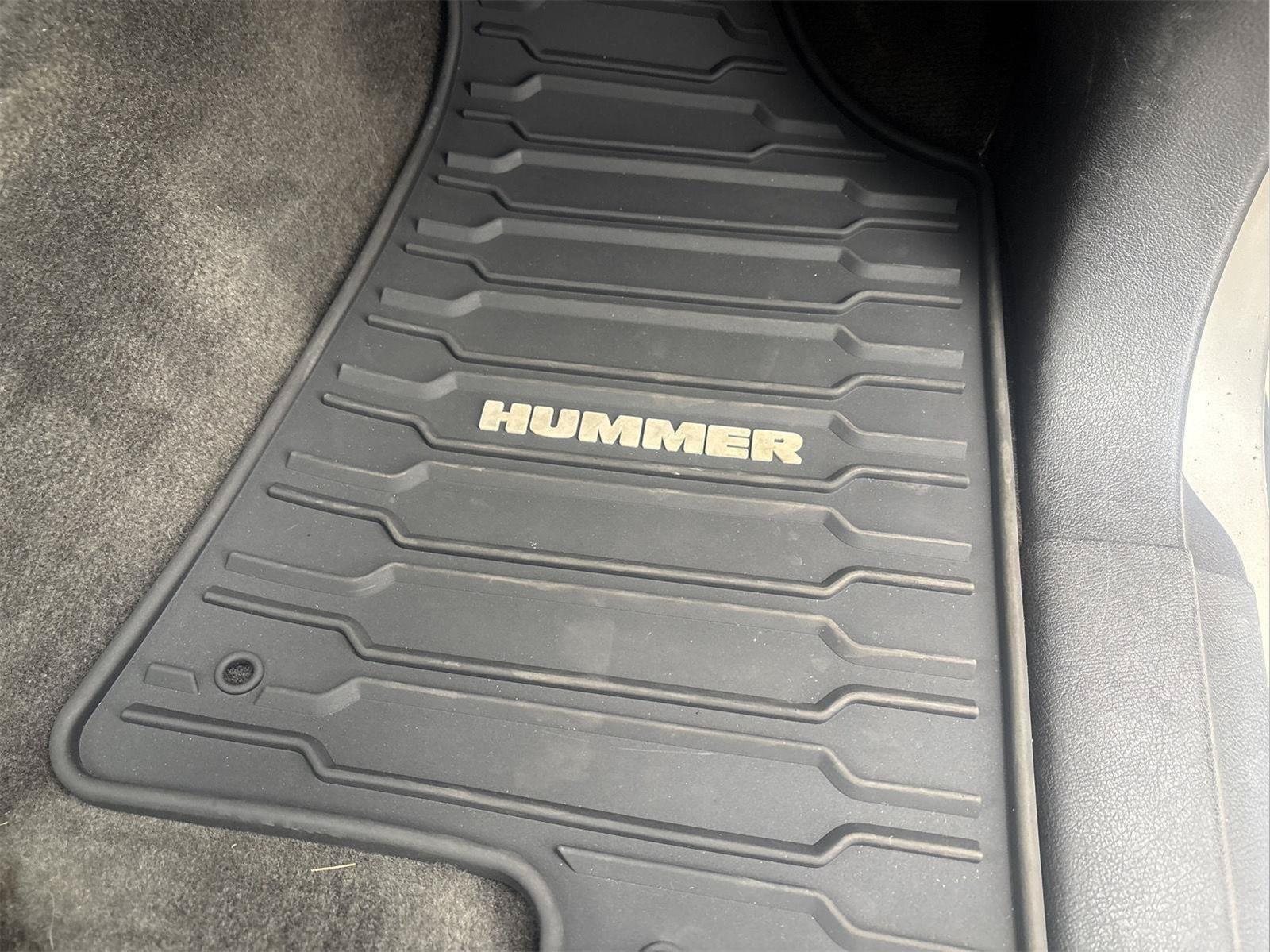 Used 2008 HUMMER H3 Luxury AWD/4WD image 25