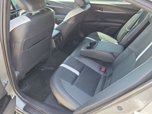 Used 2025 Toyota Camry SE FWD image 24