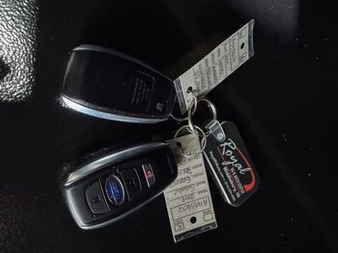 Used 2019 Subaru Forester Premium AWD/4WD image 32