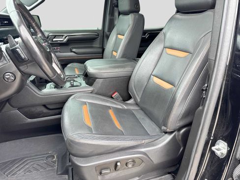 Used 2023 GMC Sierra 1500 AT4 w/ Technology Package AWD/4WD image 16
