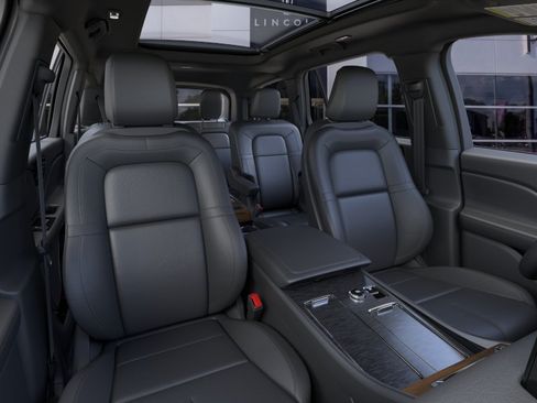 New 2026 Lincoln Aviator Reserve RWD image 10