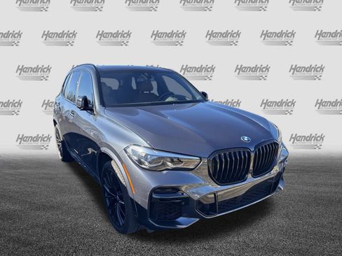 Used 2022 BMW X5 xDrive40i w/ M Sport Package image 6