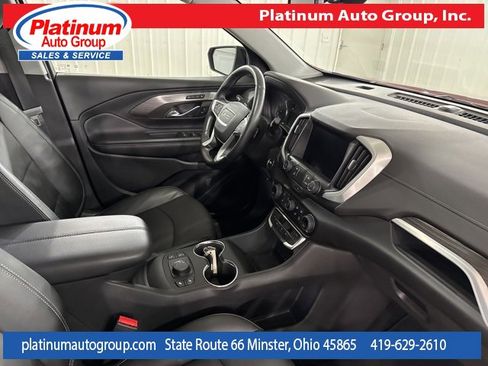 Used 2024 GMC Terrain SLT w/ Elevation Edition image 38